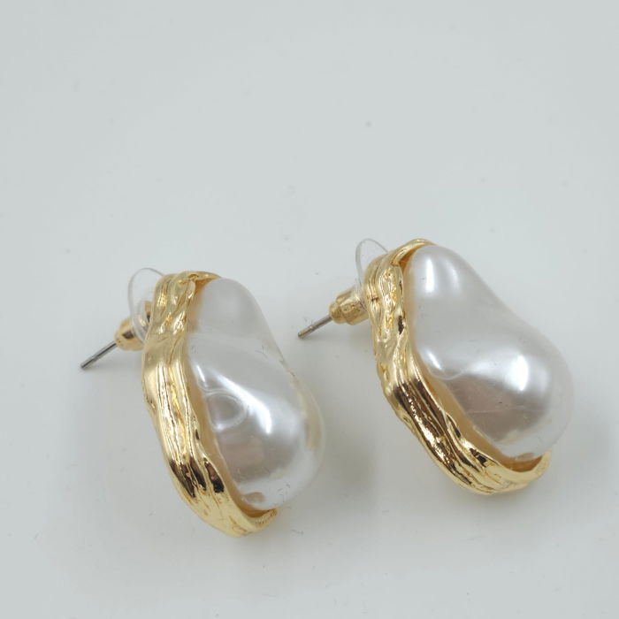 Set colier auriu rigid cu perle sintetice neregulate si cercei asortati [5]