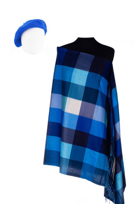 Set esarfa din casmir in carouri cu bereta frantuzeasca albastru electric din stofa de lana