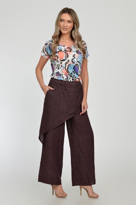 Tricou cu maneca cazuta si usor cambrat din vascoza cu imprimeu colorat pe fond alb [7]