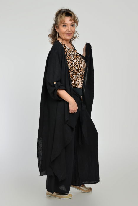 Tricou cu maneca cazuta si usor cambrat din vascoza cu imprimeu animal print [5]