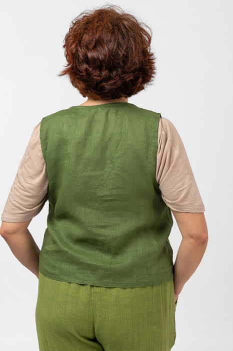 Vesta trendy din in cu colturi si nasturi de lemn, verde olive [3]