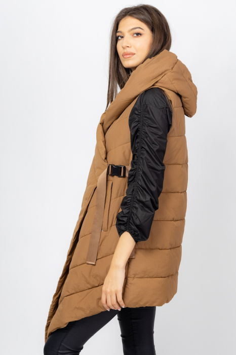 Vesta in colturi matlasata, petrecuta, camel [3]