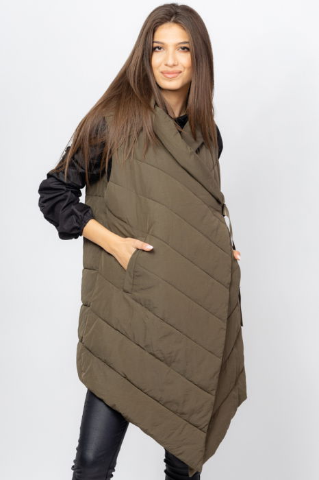 Vesta in colturi matlasata, petrecuta, kaki [1]