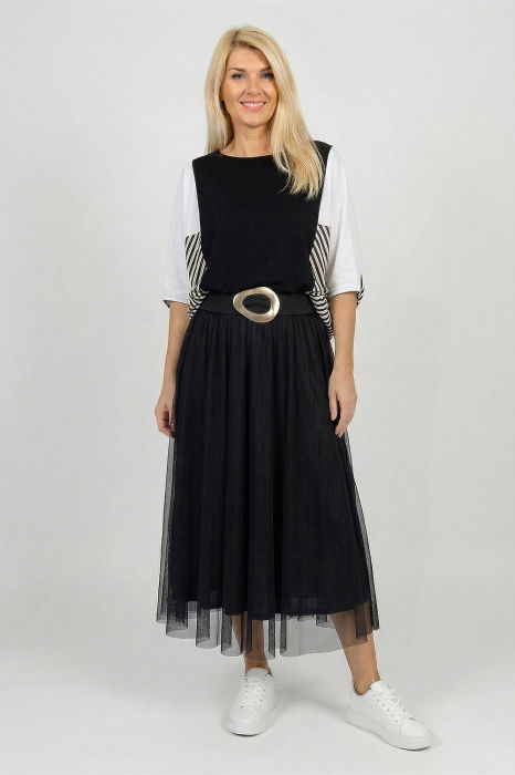 Fusta clos din tulle, neagra [1]