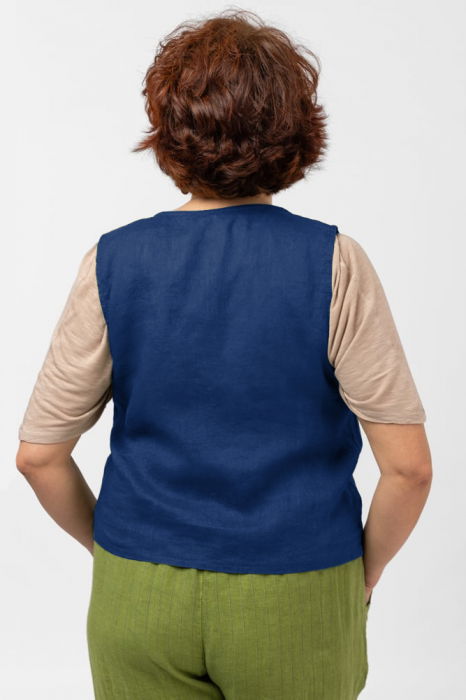 Vesta trendy din in cu colturi si nasturi de lemn, albastru electric [3]