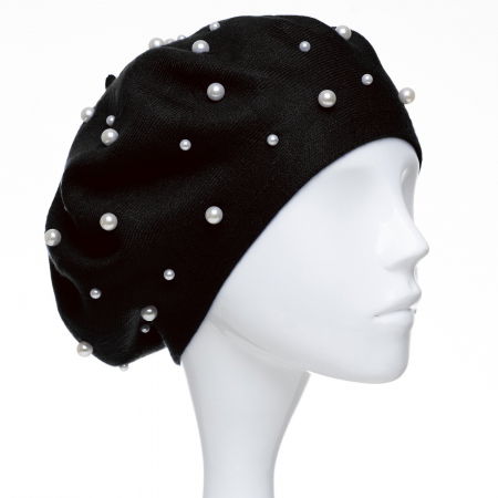 Berete - Bereta neagra, cu perle fine aplicate pe toata suprafata, din bumbac si lana