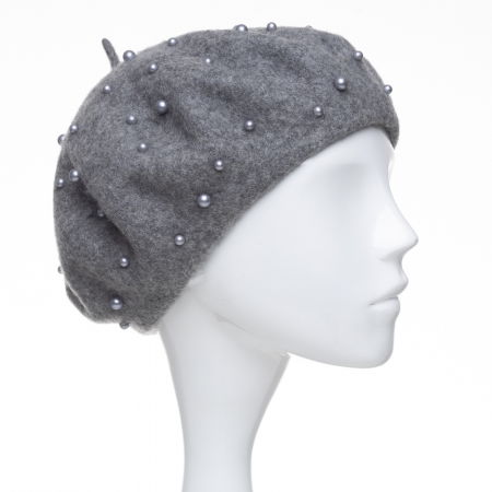 Berete - Bereta gri, cu perle fine aplicate pe toata suprafata, din lana