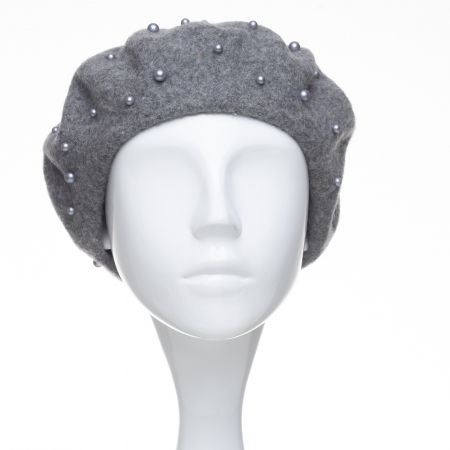 Bereta gri, cu perle fine aplicate pe toata suprafata, din lana [1]
