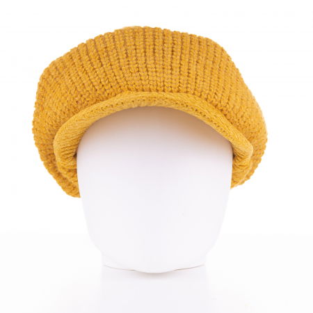 ACCESORII DAMĂ - Bereta galbena cu cozoroc, model impletit si captusita in interior