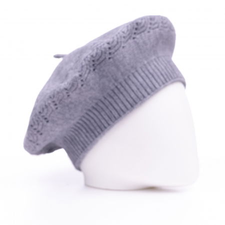 Bereta gri cu model tricotaj cu braduti, din lana [1]