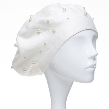 Berete - Bereta alba clasica, cu perle fine aplicate pe toata suprafata, din bumbac si lana