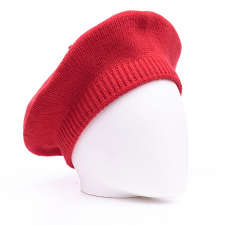 Bereta rosie cu model tricotaj simplu cu clini, din lana