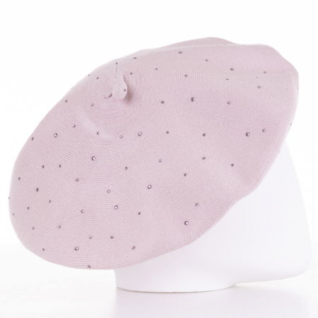 Bereta roz chic, cu strasuri foarte fine aplicate pe toata suprafata, din bumbac si lana [1]