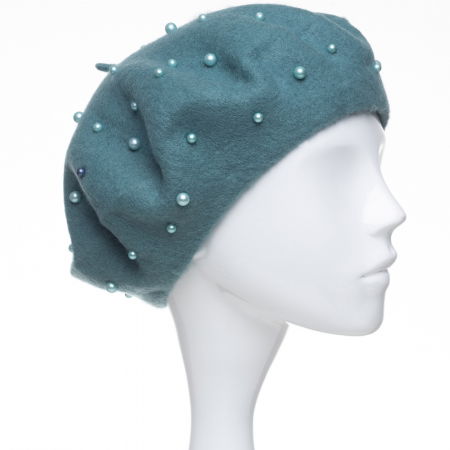 Berete - Bereta turcoaz prafuit, cu perle fine aplicate pe toata suprafata, din lana