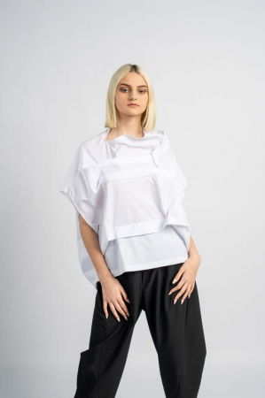 Bluze Casual - Bluza alba asimetrica, extravaganta, din bumbac satinat