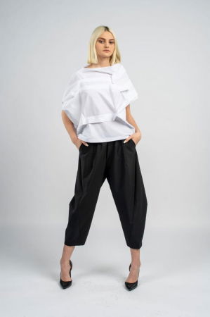 Bluza alba asimetrica, extravaganta, din bumbac satinat [2]