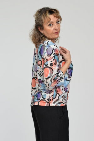 Bluza casual, imprimeu mov, albastru si corai pe fond alb si maneca 3/4 [2]