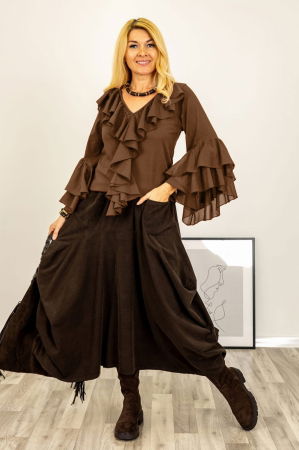 Îmbracaminte Noutați - Bluza cu volane duble la maneci si jabou din bumbac fin si batist maron ciocolata