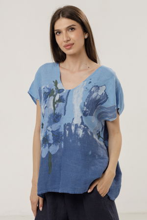 Bluze din In - Bluza din in oversize cu funda la spate si imprimeu floral stilizat pastel, pe fond albastru