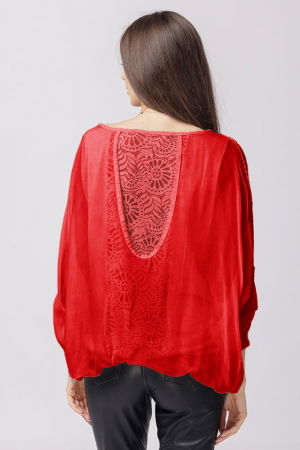 Bluza din matase si vascoza rosie brodata si dantela pe spate si nasturei [1]
