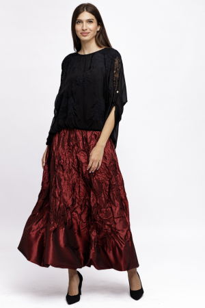 Bluza din matase si vascoza brodata, cu dantela pe spate, neagra [5]