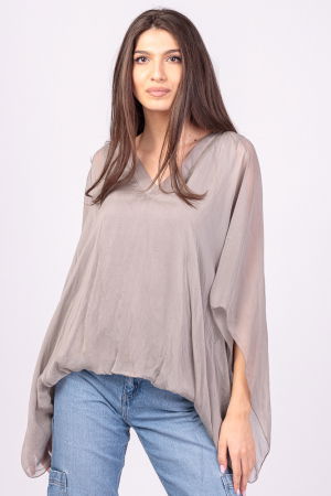 Bluze din Mătase si Vâscoză - Bluza din matase si vascoza gri-bej inchis, cu decolteu in V in fata si pe spate