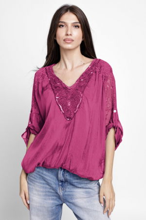 Bluze din Mătase si Vâscoză - Bluza din matase si vascoza platca brodata, cu paiete fine si cu dantela pe spate, magenta