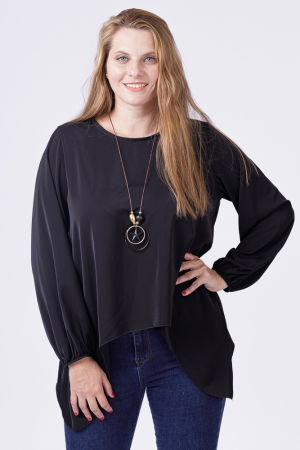 Bluza in colturi neagra, cu colier cadou [1]