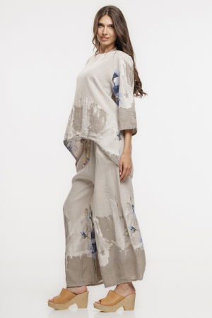 Bluza lejera din in bej cu imprimeu floral pictural [6]