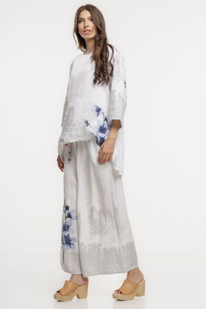 Bluza lejera din in alb cu imprimeu floral pictural [4]