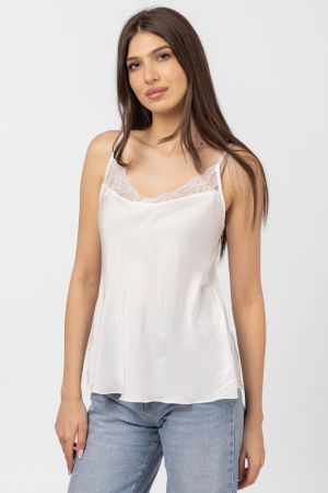 ÎMBRĂCĂMINTE - Bluza alba tip maiou din satin, tivita cu dantela pe decolteu