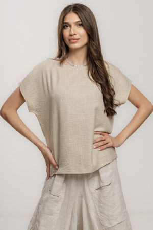 Bluze Casual - Bluza bej lejera din vascoza cu in, usor creponata, cu maneca cazuta scurta