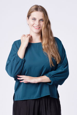 Bluze Casual - Bluza turcoaz inchis larga cu nasturei pe spate si maneci fluture