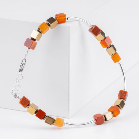 Bratara argint cu tuburi si serii de 5 cubulete din carneol, piatra lunii si hematit auriu [1]