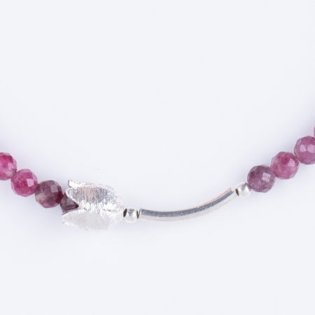 Bratara din turmalina rosie de 3 mm cu lalea miniaturala din argint 925. [1]