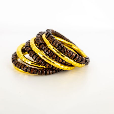 Brățară spiralată aurie & lemn exotic – accesoriu statement [2]