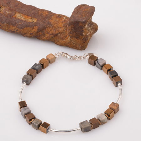 Brățari Argint - Bratara cu tuburi si serii de 5 cubulete jaspuri si hematit