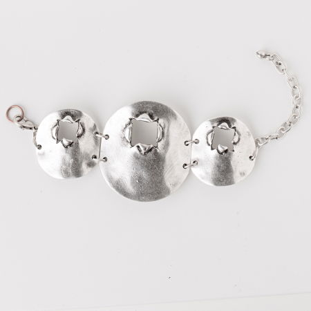 Bratara din zamac cu forma rotunda si gaura neregulata [1]