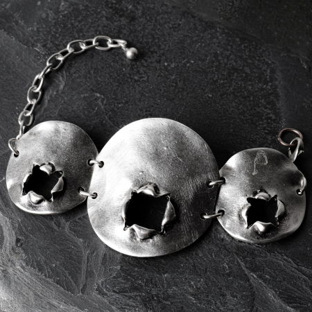 Brățări - Bratara din zamac cu forma rotunda si gaura neregulata