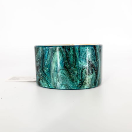 Brățară lată turcoaz cu efect perlat – elegantă și versatilă [1]