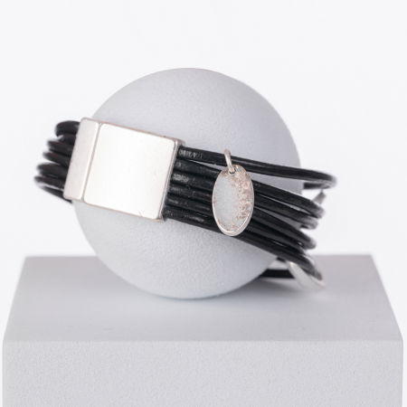 Bratara magnetica multisir din 6 fire piele ecologica cu elemente ovale argintiu mat [5]