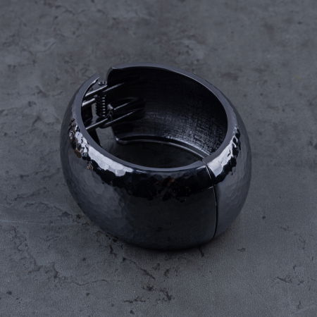 Bratara metalica argintiu inchis cu aspect lovitura de ciocan [1]