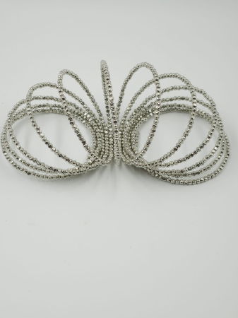 Bratara semirigida si elastica cu elemente mici argintii - design minimalist de efect [4]