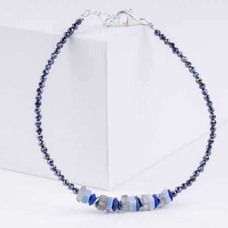 Bratara subtire din spineli cu placute centrale de calcedonie, lapis si labradodorit [1]