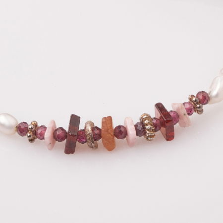 Bratara subtire din perle de cultura, cu placute de granat si rodonit [1]