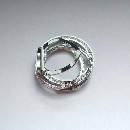 Brosa clips pentru esarfa cu trei cercuri, argintie cu pietricele foarte fine [3]