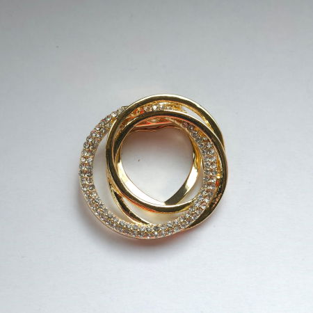 Brosa clips pentru esarfa cu trei cercuri, aurie cu pietricele foarte fine [1]