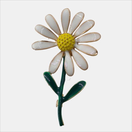 Bijuterii Noutați - Brosa eleganta floare alba cu codita verde, din metal cu efect emailat