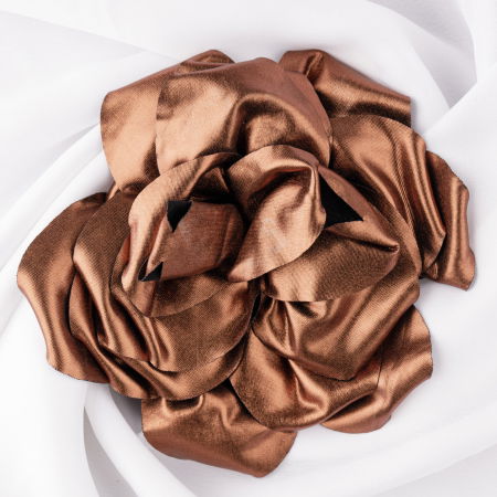 Broșe - Brosa floare cu diametru de 15 cm, cu clips pentru par, cupru metalizat