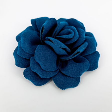 NOUTATI - Brosa floare albastra cu diametru de 20 cm din stofa, cu clips si ac